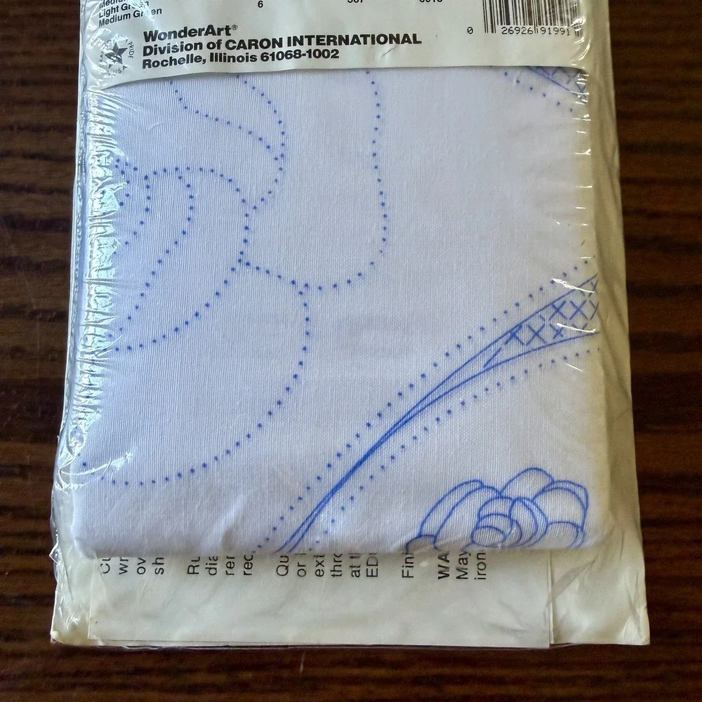 WonderArt Tulip Bouquet 6 Stamped Quilt Blocks 16x16